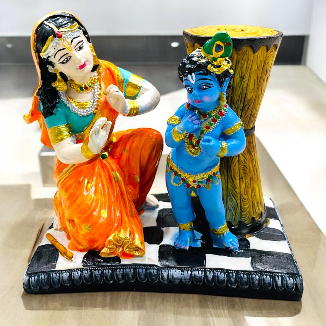 Krishna ji With Yasodha Maa Decorative Showpiece