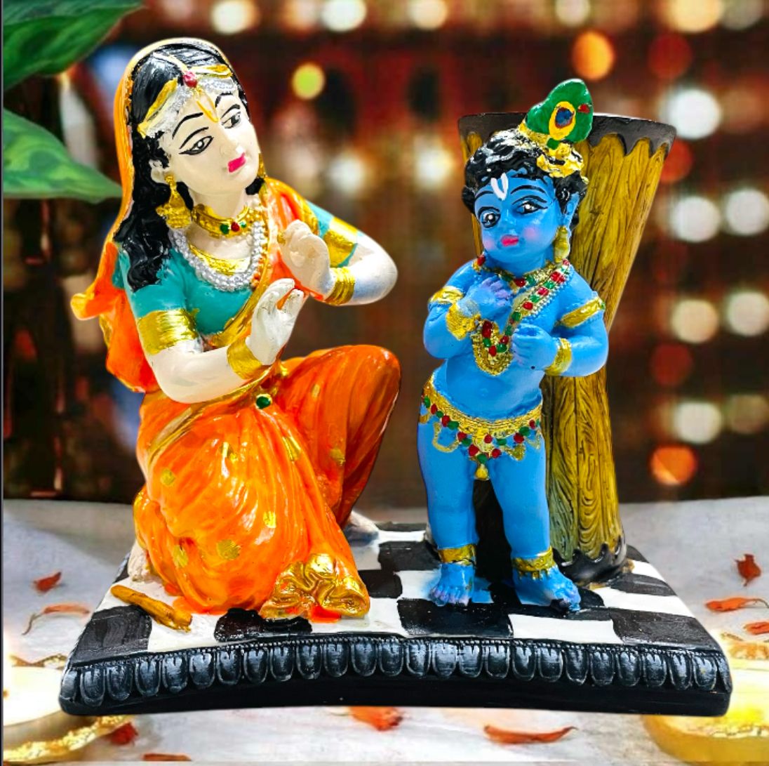Krishna ji With Yasodha Maa Decorative Showpiece