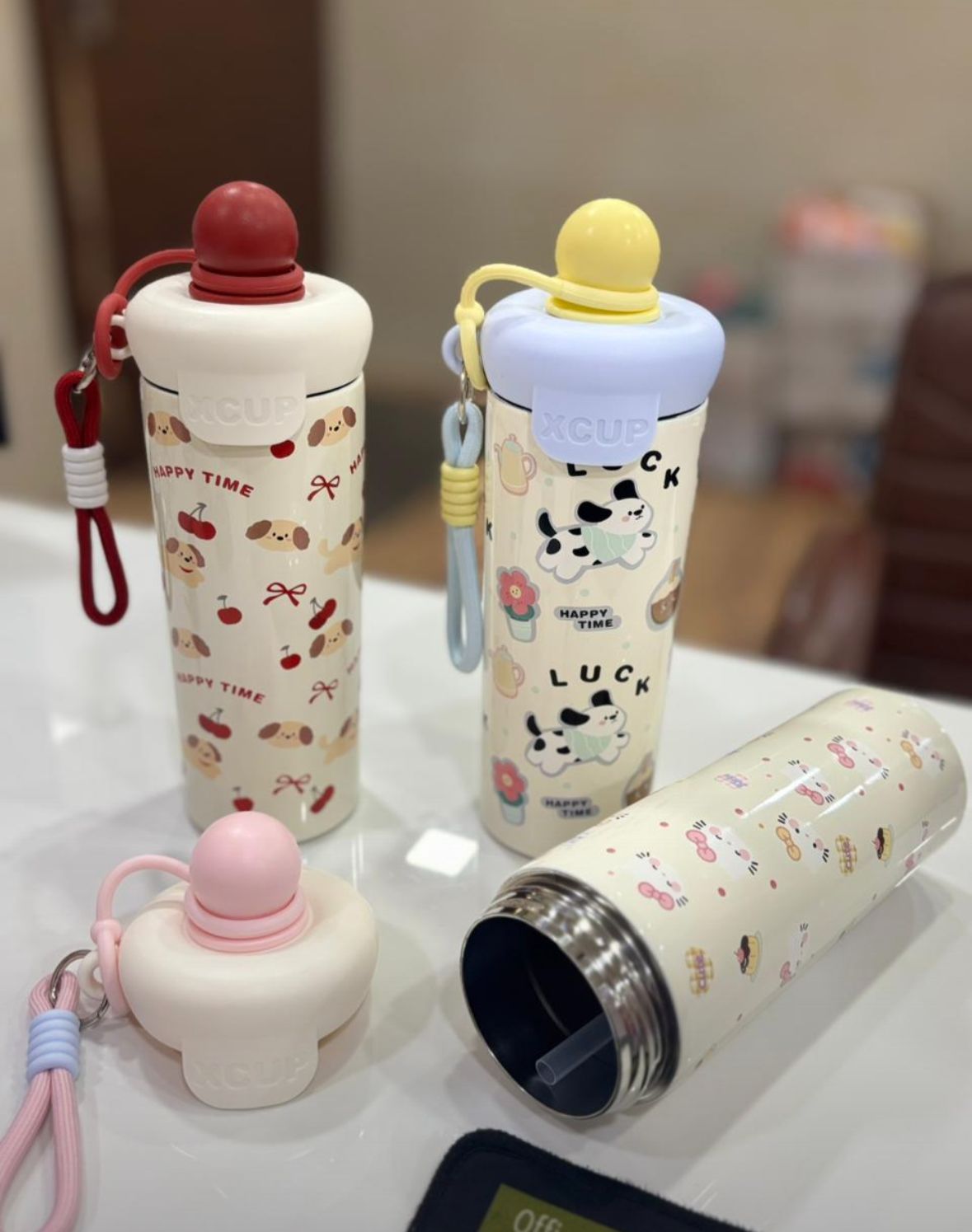 Cut Stainless Steel Hot & Cold Water Bottoe & Sipper (650ml)